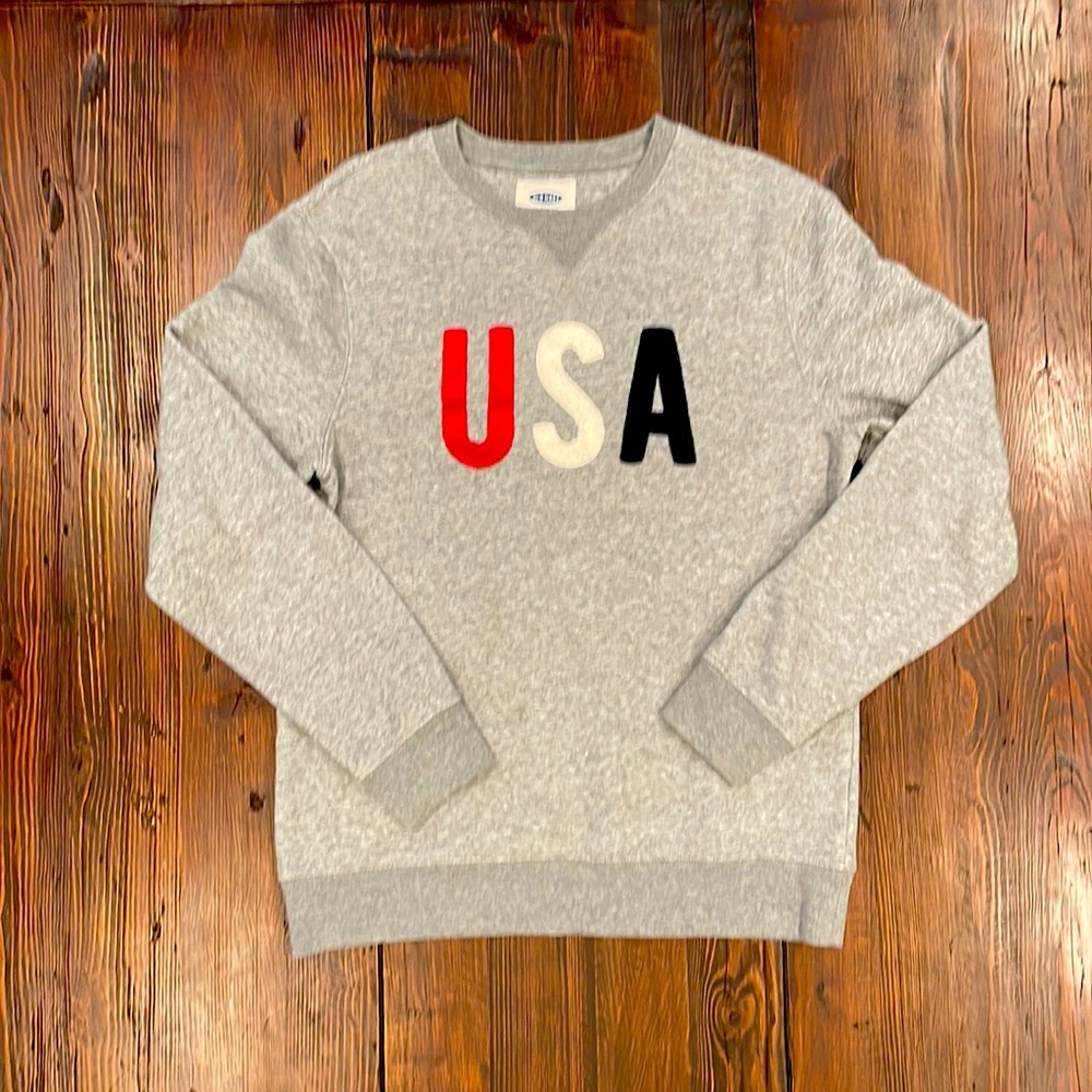 Men’s medium Old Navy sweatshirt
